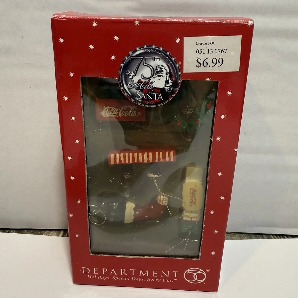 Department 56 Mini‎ Coca Cola Christmas Ornament 75th Anniversary Set 2006